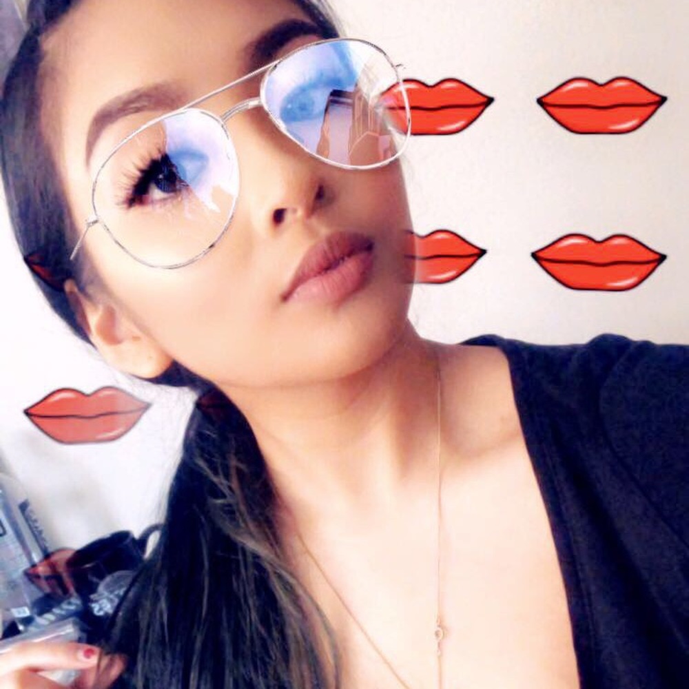 Meet your Posher, Joelyn